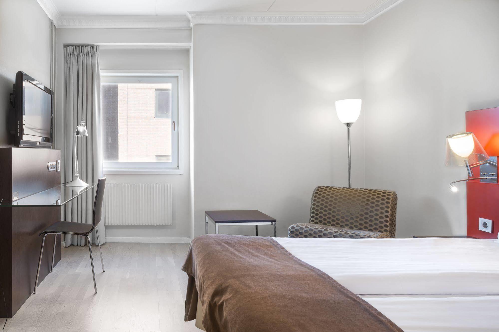 Quality Hotel נאקה מראה חיצוני תמונה
